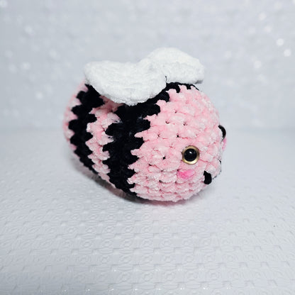 Crochet bumble bee